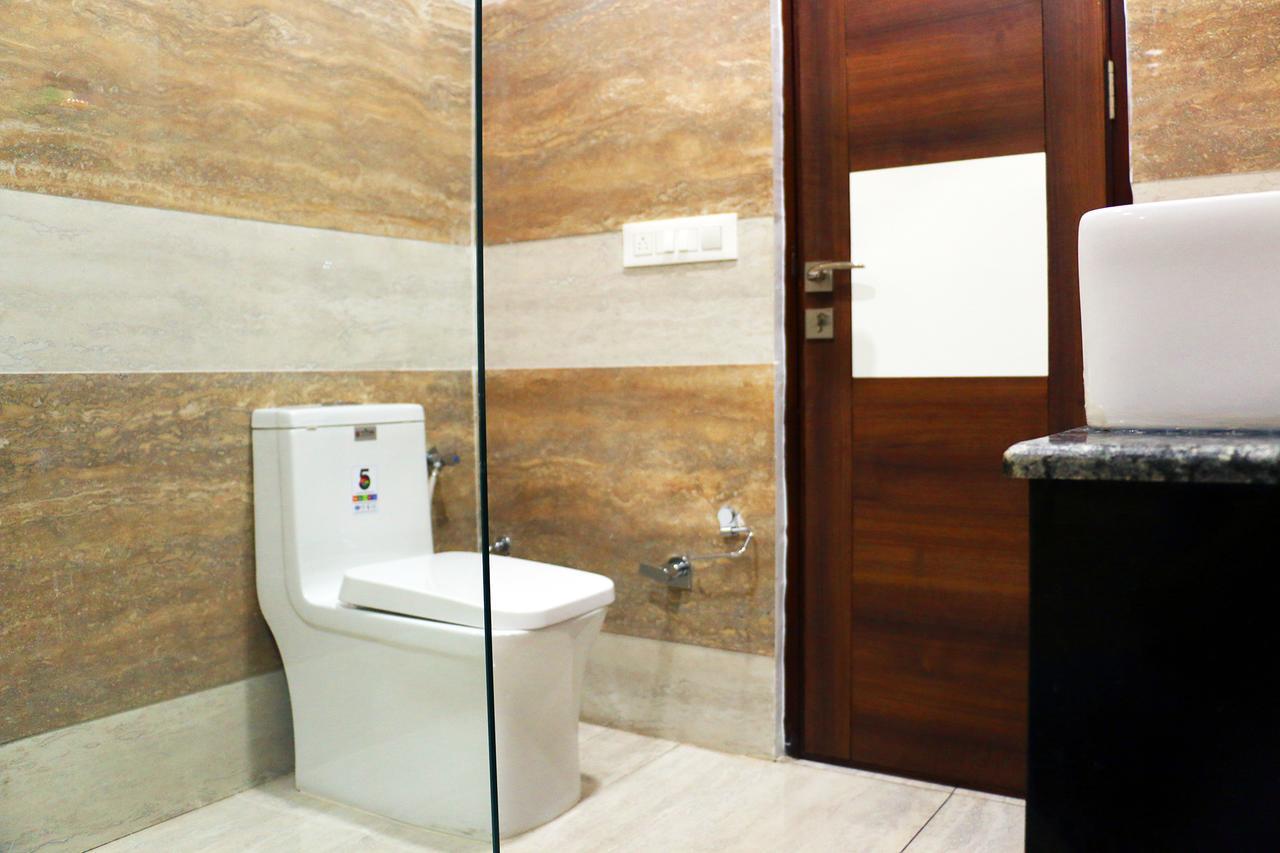 Hotel Neelam Moga Ludhiana Esterno foto