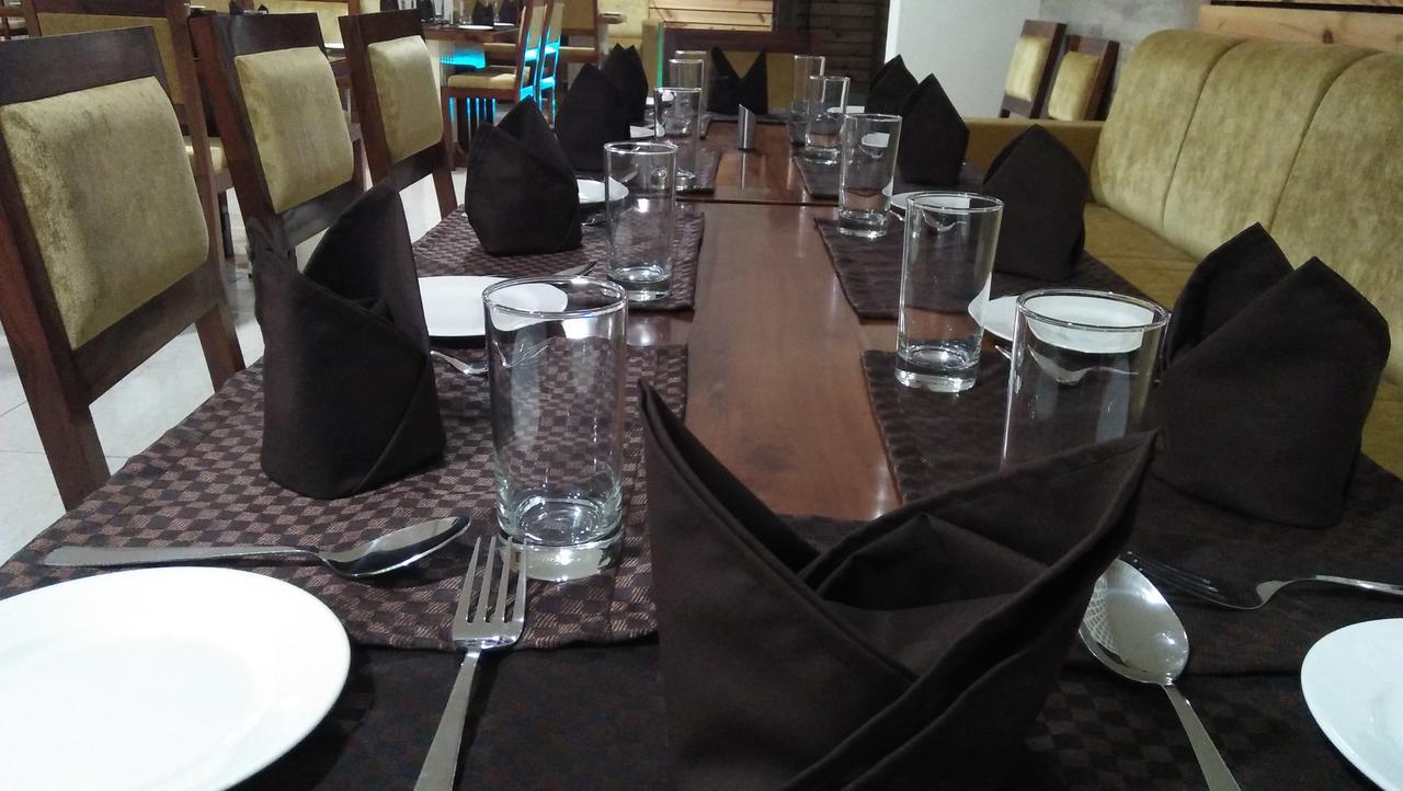Hotel Neelam Moga Ludhiana Esterno foto